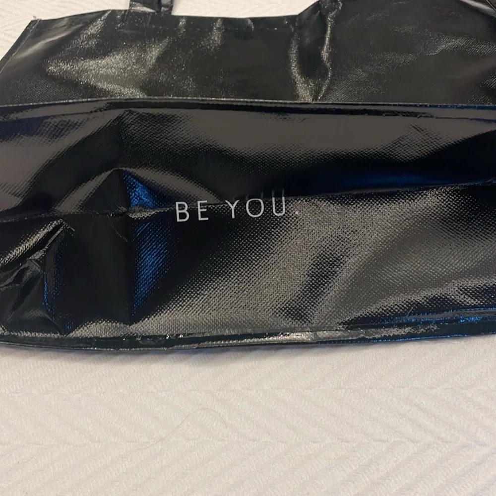 NWOT O2 tote bag - Picture 2 of 6